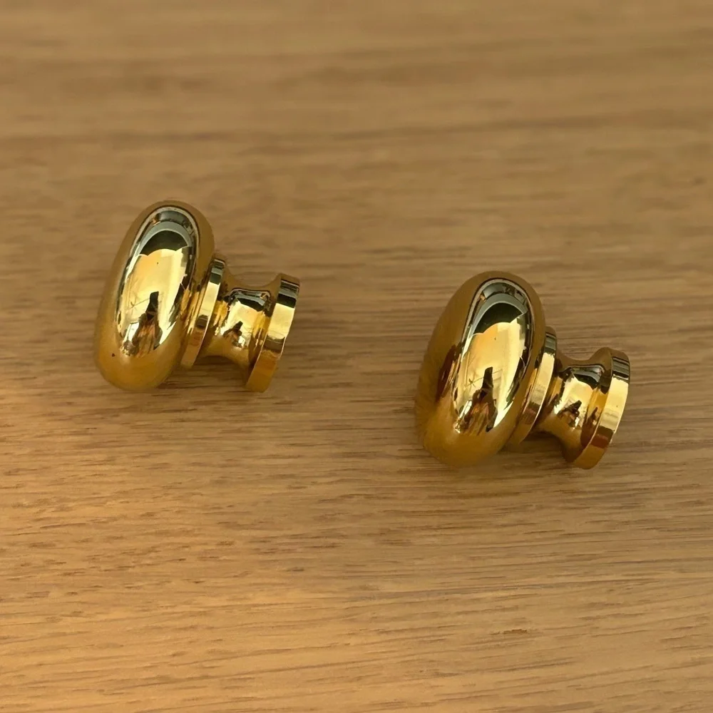 Set of 2 cabinet door‎ knobs Solid brass. New